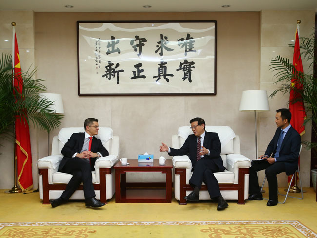 Li Wei meets with Vuk Jeremic