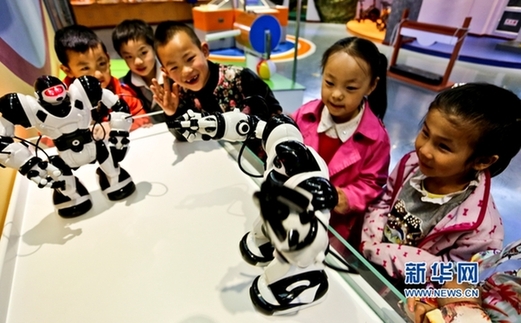 Gansu privately-owned science museum stirs children's interest