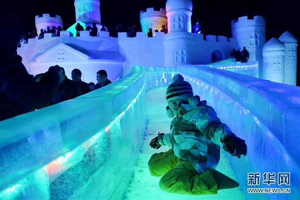 Ice and snow festival entertains Arxan city