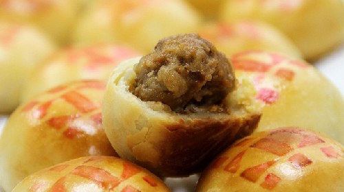 Suzhou-style meat-stuffed mooncake