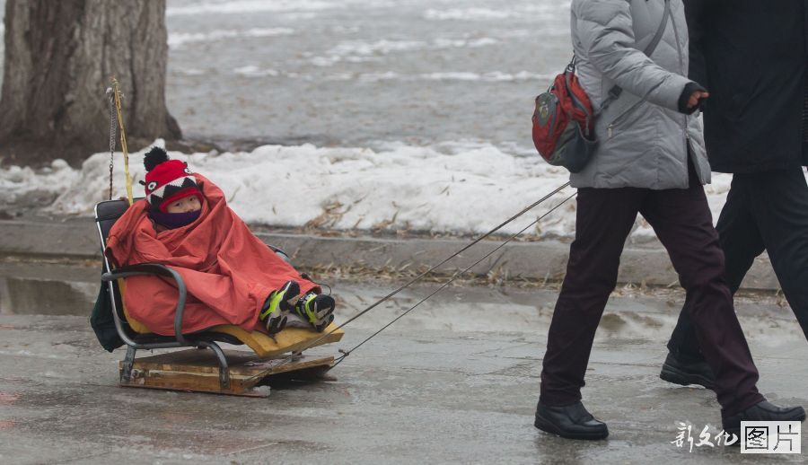 Icy weather hits NE China