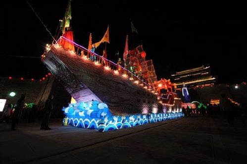 Light exhibition lightens Datong City