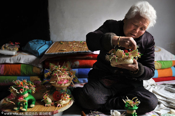 Dough molding craftsmanship in North China