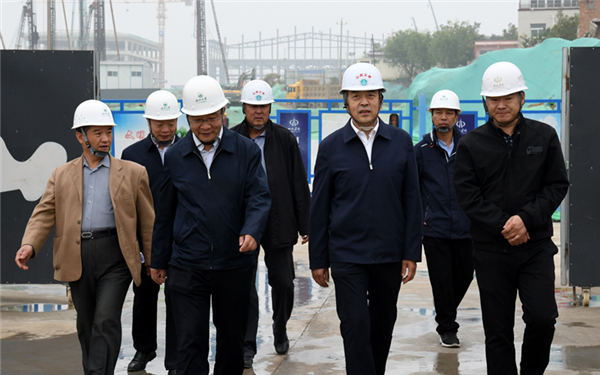 Officials visit to construction site of Dongshan campus