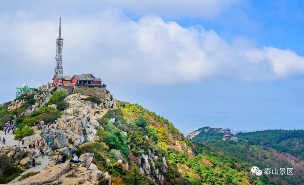 Autumn scenery captured on Mount Tai