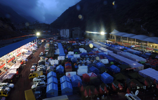 Daily life hampered by rain after quake