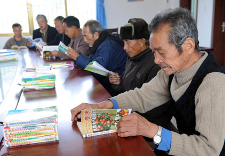 Agriculture bookstores popular among villagers