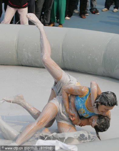 Mud wrestling contest in Hainan