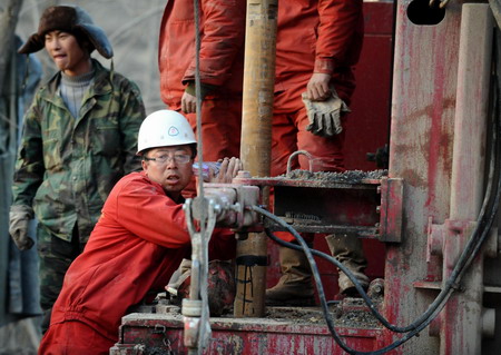 Sounds heard in flooded mine in N China