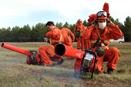 Forest fire prevention drills in N China