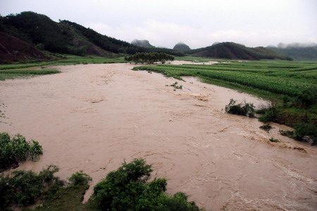 1.17 milion affected by heavy rain in S China