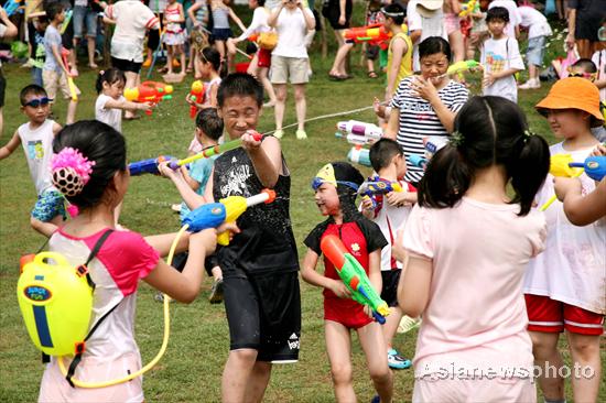 Heat wave hits China