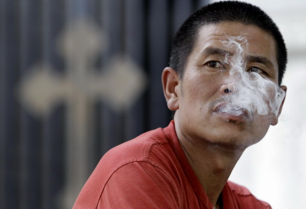 Most Chinese not aware of smoking risks: Survey