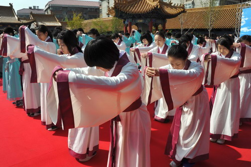 Confucius' birth anniversary marked across China