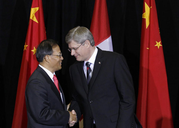 Chinese, Canadian PMs mark 40th anniversary of ties