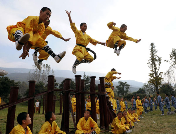 Welcome guests with martial arts