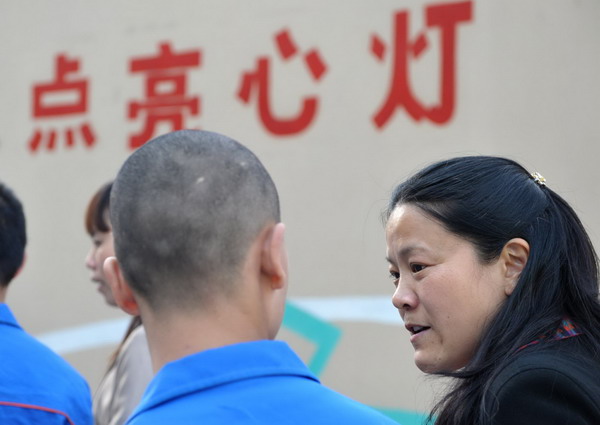 Delinquent juveniles learn to thank mom