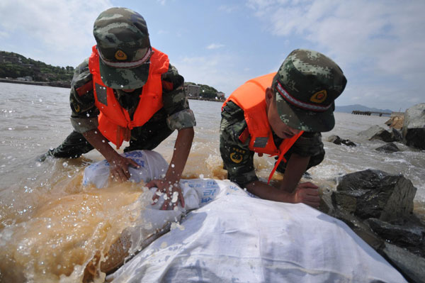 East China braces for powerful typhoon