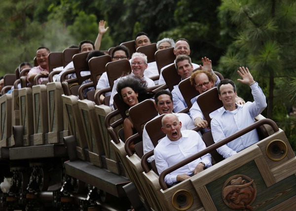 Grizzly Gulch opens at Hong Kong Disneyland