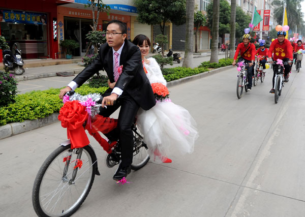 Getting hitched on a bike a growing delight