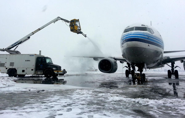 South, East China battle against snow