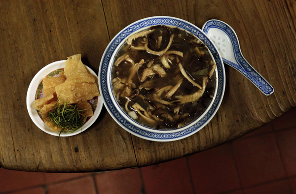 Snake soup stores in Hong Kong