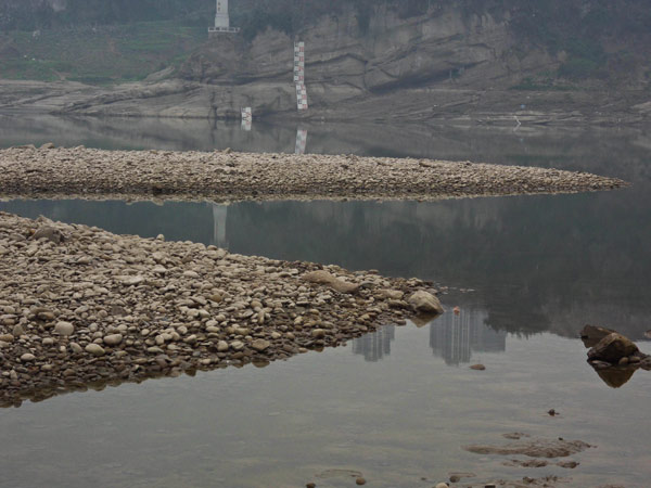 Dry river turned into leisure site in SW China