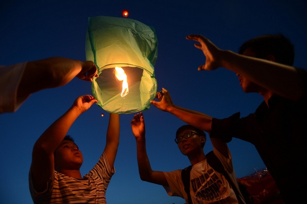 Mourn for students in San Francisco air crash