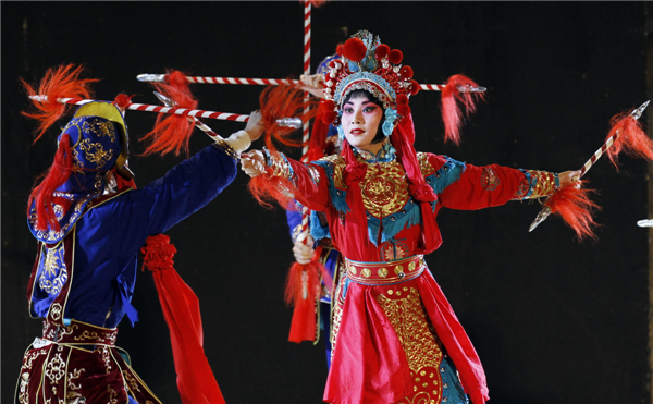 Peking opera shines at Tunisian arts event