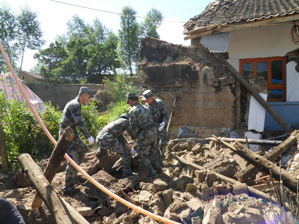 Rescue efforts under way in quake zone