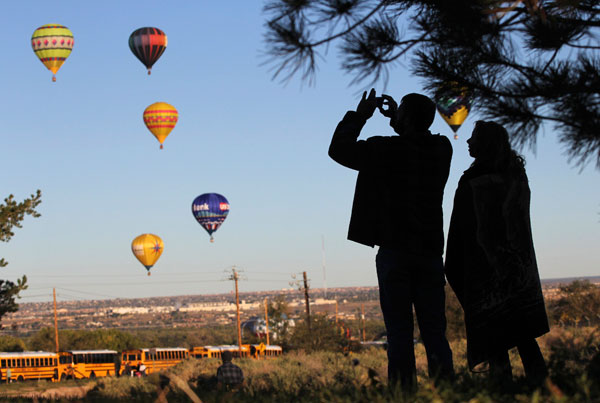 Albuquerque International Balloon Fiesta kicks off