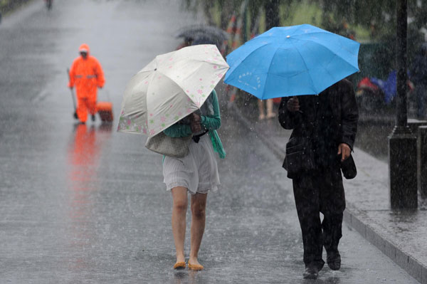 Typhoon Fitow affects over 3m people in E China