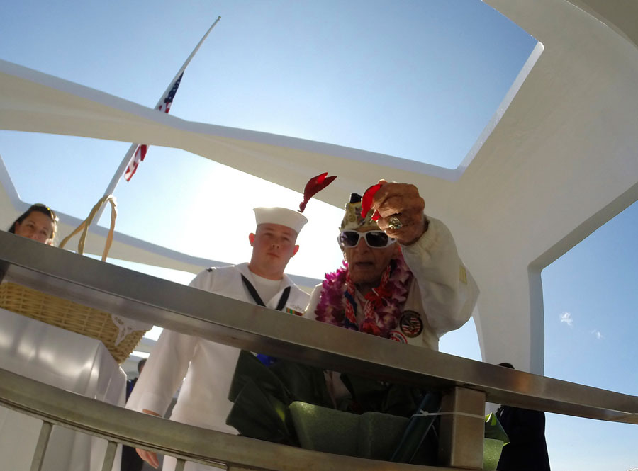 Pearl Harbor ceremony marks bombing anniversary