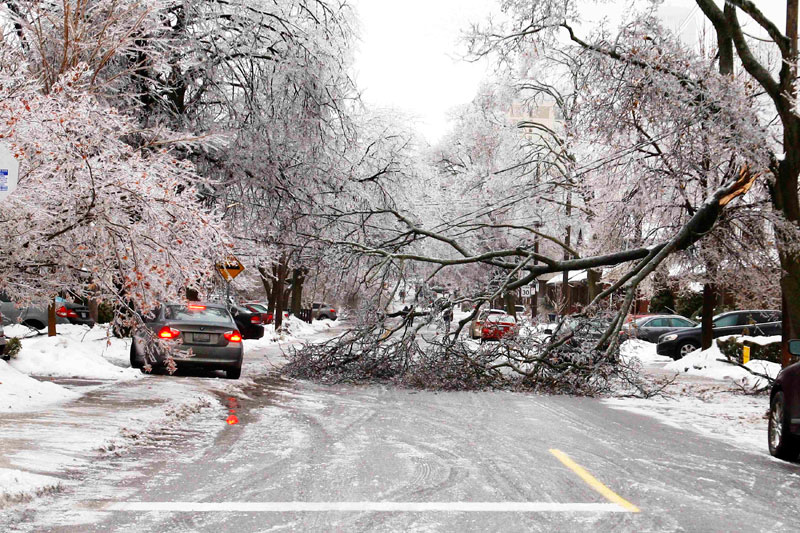 Ice storm hits Toronto