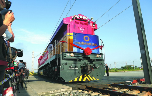 Chengdu railway port to be intl hub for logistics