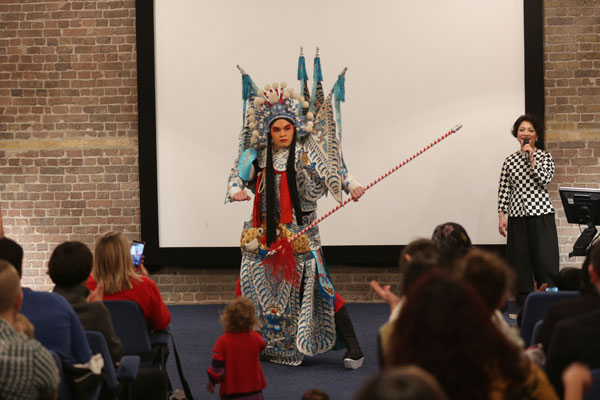 More than face-changing, Sichuan opera proves a hit with UK audiences