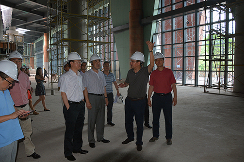 Officials visit Liangjiang New Area's Jihua project