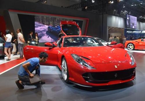 Chongqing auto fair in full swing