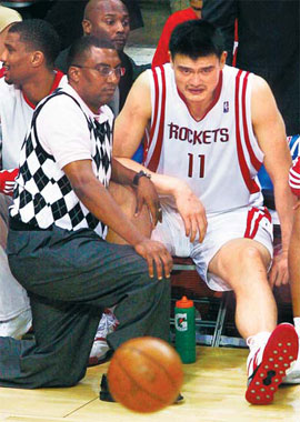 Yao Ming to miss rest of NBA playoffs