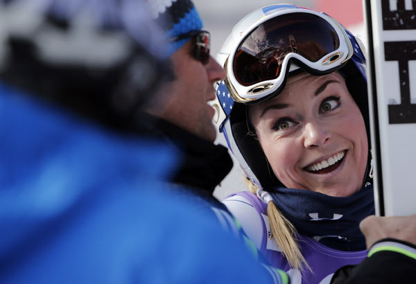 US skiing star Lindsey Vonn out of Sochi Olympics