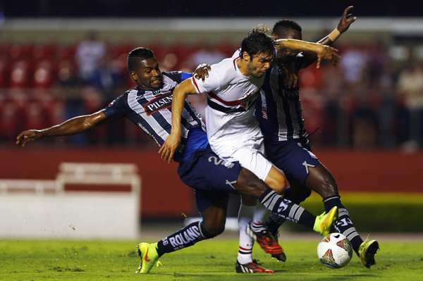 Kaka: Sao Paulo stay doesn't depend on me