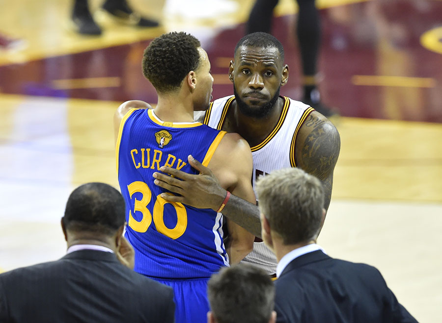 Warriors beat Cavaliers to clinch NBA title