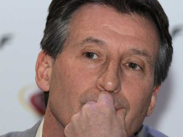 IAAF's Davies steps aside to allow ethics investigation