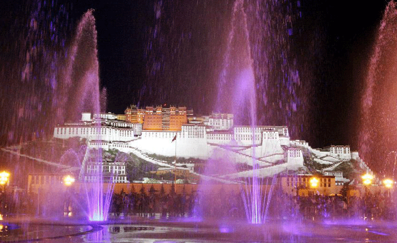 Music fountain and night scenes at the Potala Palace