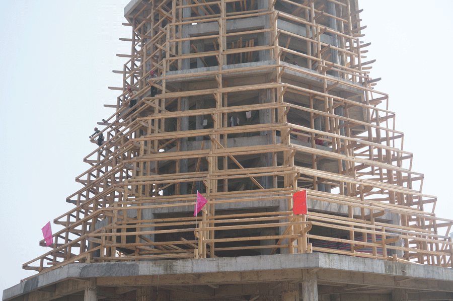 Tallest drum tower of Dong ethnic group under construction