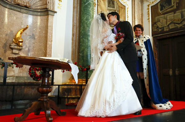 Group marriage at Neuschwanstein Castle