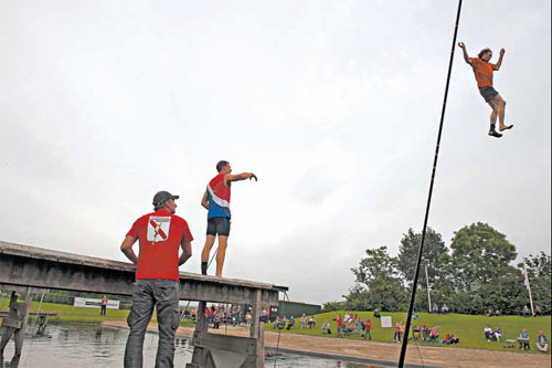 Old Dutch sports make a comeback