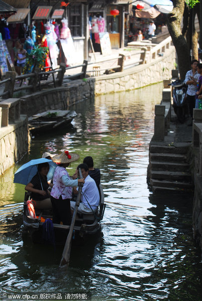 Ten dreamlike water towns in China