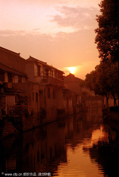 Ten dreamlike water towns in China