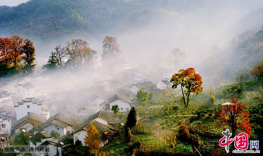 Beautiful scenery of Wuyuan in early winter